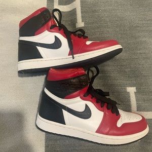 Jordan 1 retro high satin snake Chicago